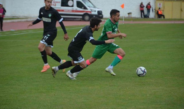 Isparta 32 Spor: 1 Kırklarelispor: 1