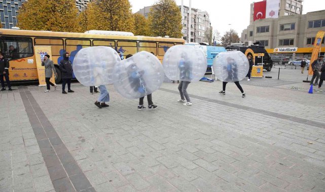İstanbul Gençlik Oyunları heyecanı Taksim Meydanı'nda