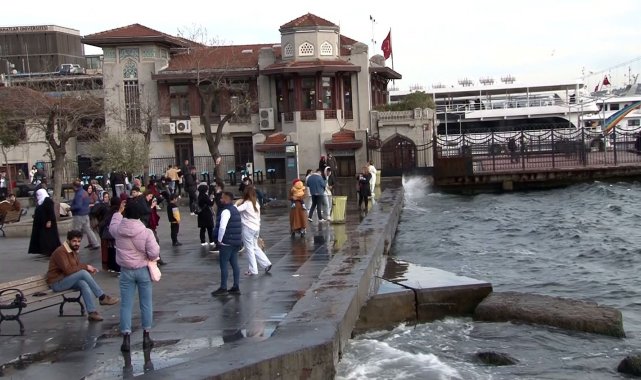 İstanbul'da lodos etkili oluyor
