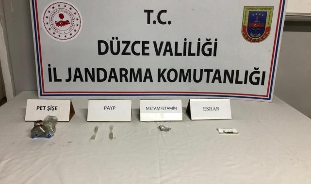 Jandarma ekipleri uyuşturucuya geçit vermiyor