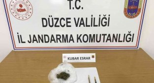 Jandarma ekiplerinin yol kontrol uygulaması sürüyor