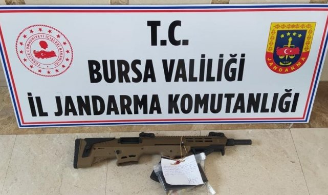 Jandarma traktör hırsızlarını yakaladı
