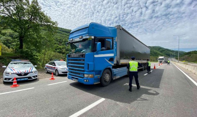 Jandarmadan ağır tonajlı taşıtlara denetim