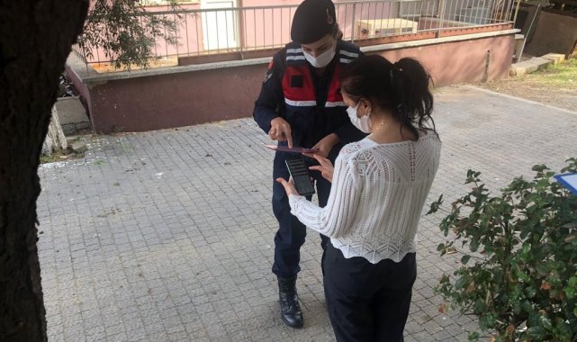 Jandarmadan kadınlara KADES bilgilendirmesi