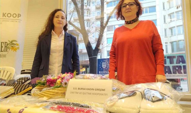 Kadına Şiddet Gününde kadın kooperatiflerinden "organik ürünler pazarı"