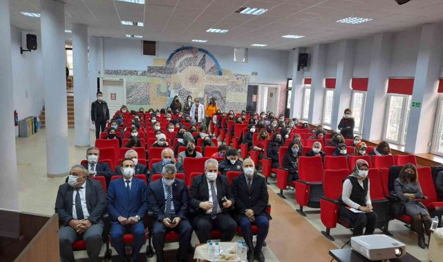 Kadına yönelik şiddete karşı bilgilendirildiler