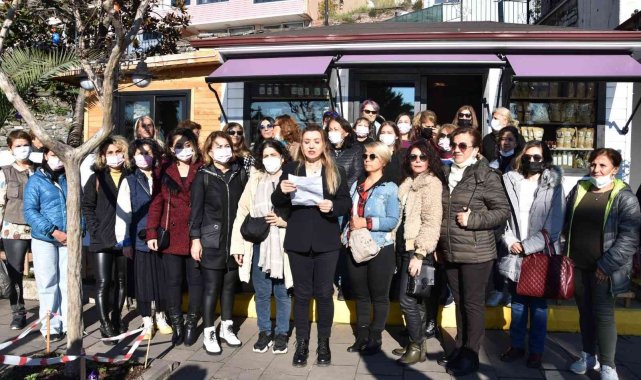 Kadınlar tek ses oldu; "Kadına ölüm değil, gülmek yakışır"