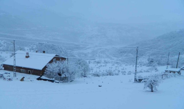 Kar Posof'u beyaza bürüdü