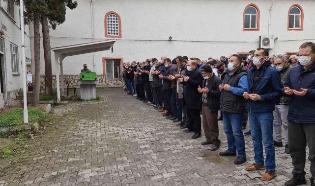 Karabük'teki kazada ağır yaralanan sürücü yaşam savaşını kaybetti