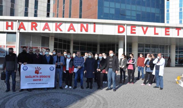 Kars'ta darp edilen sağlık çalışanına destek çığ gibi büyüyor
