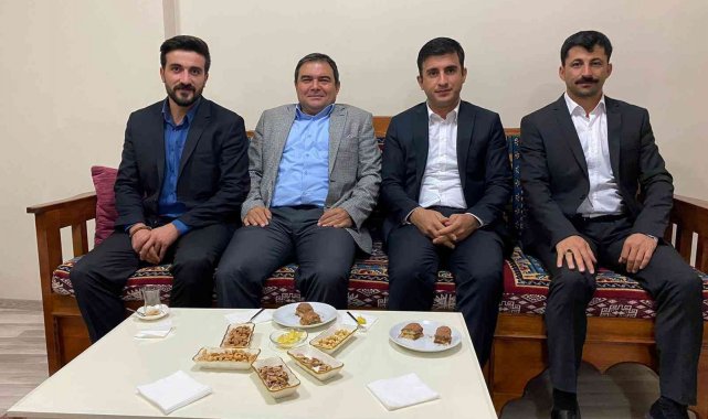 Kaymakam Balcı, 10 yıl önce eğitimine destek olduğu öğretmene misafir oldu