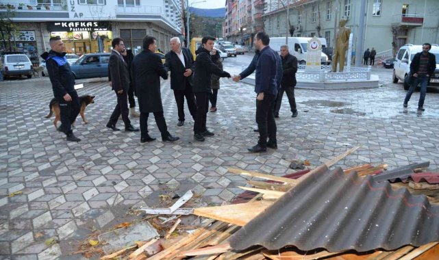 Kaymakamlık açıkladı: 4 tekne battı