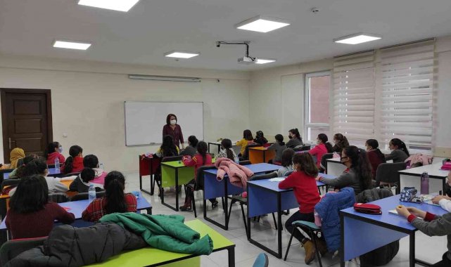 KAYMEK'ten LGS ve YKS hazırlık öğrencilerine deneme sınavı