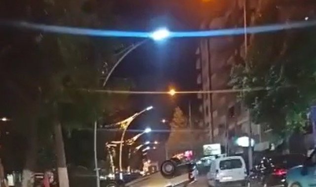 Kaza anı canlı yayına takıldı