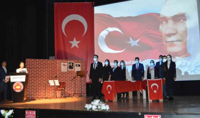 Kdz. Ereğli&#039;de Öğretmenler Günü kutlandı