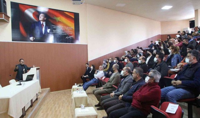Kilis'te Yunus Emre Konferansı