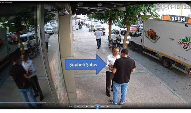 Kırık cep telefonuyla akıl almaz dolandırıcılık