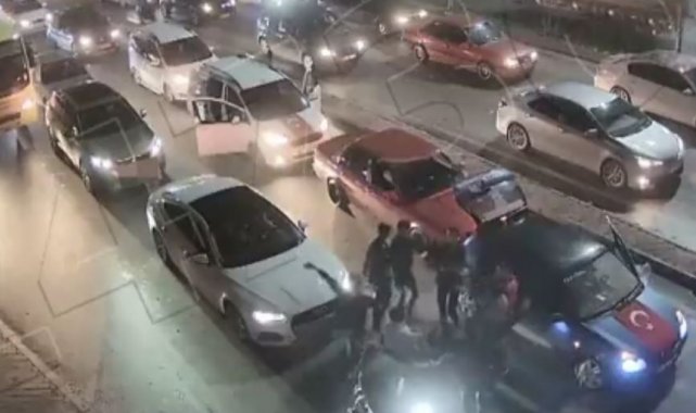 Kırmızı ışıkta çiftetelli oynayanlara ceza