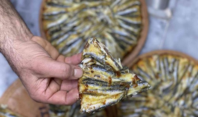 Köftesi, sucuğu, döneri, tatlısından sonra pizzası da yapıldı