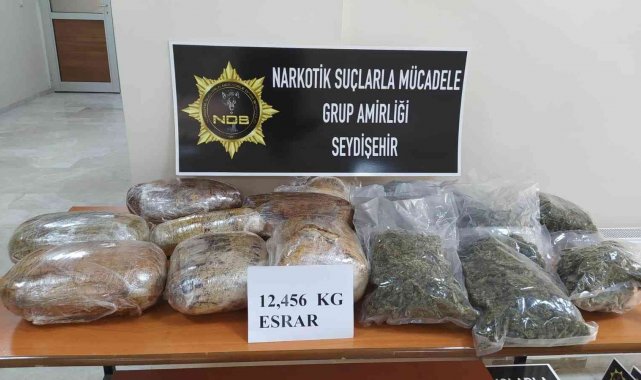Konya'da 12 kilo 456 gram kubar esrar ele geçirildi