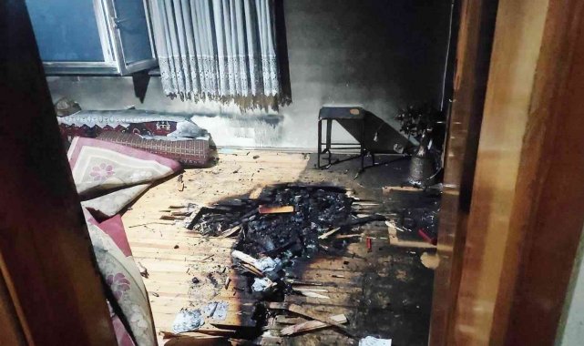 Konya&#039;da evde çıkan yangın büyümeden söndürüldü