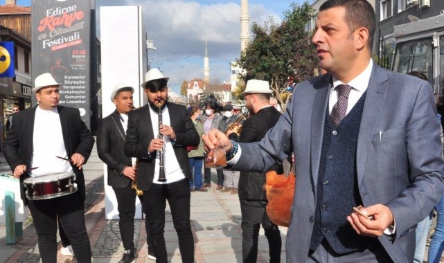 Kültür ve Turizm Müdürü'nden Yunan ve Bulgar turistlere çağrı: "Çıkın çıkın gelin"