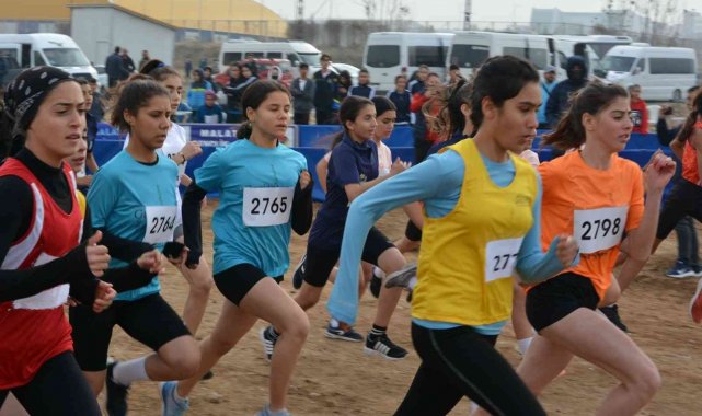 Madalya için ter döktüler