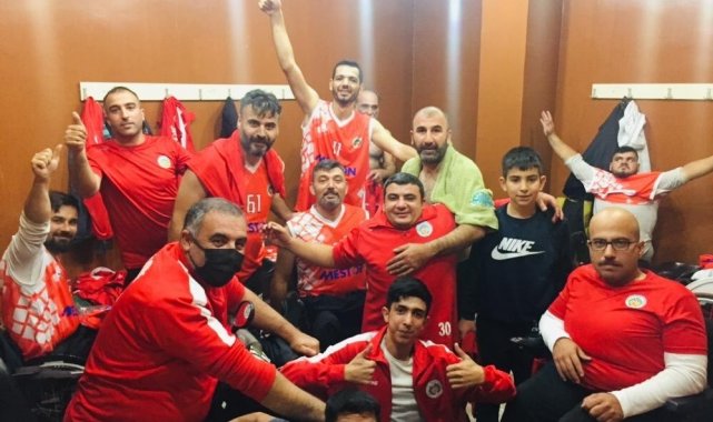 Malatya Büyükşehir Basketbol takımı galip