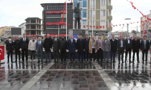 Malazgirt'te 24 Kasım Öğretmenler Günü kutlandı