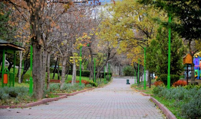 Mamak'a sonbahar tüm güzellikleriyle geldi