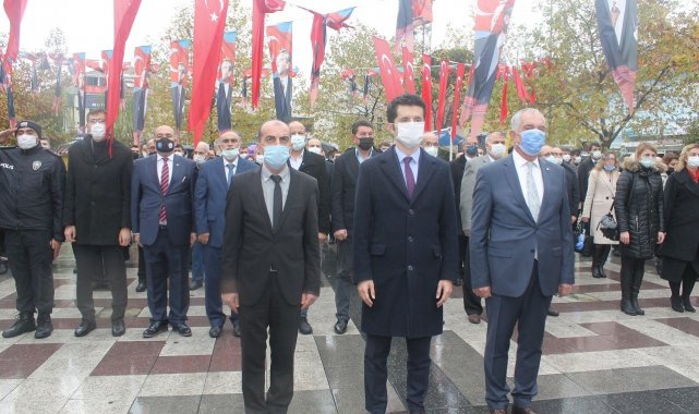 Manyas'ta öğretmenler günü çeşitli etkinliklerle kutlandı