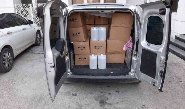 Mersin&#039;de 655 litre sahte içki ele geçirildi