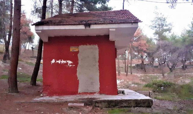 Mesire alanındaki tuvaletin kapısı duvar örülerek kapatıldı