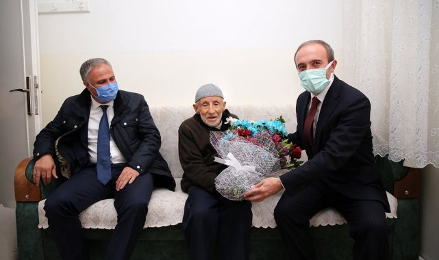 Mesleğe adanmış ömürlere Vali Cüneyt Epcim'den ziyaret