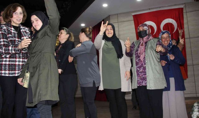 MHP Manisa Teşkilatı 150 yeni üyeyle gücüne güç kattı