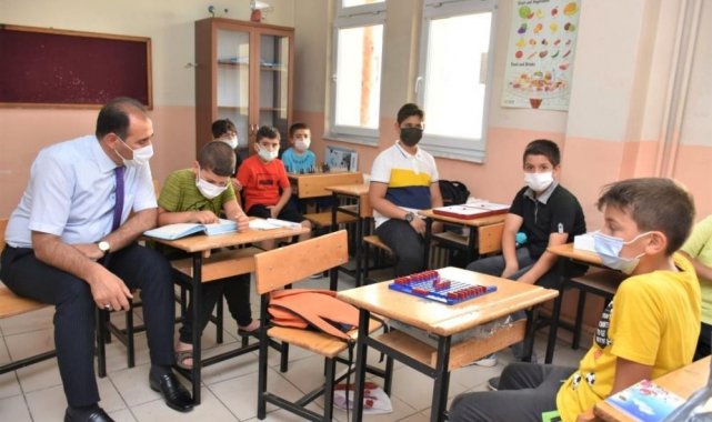 Milli Eğitim AR-GE'den kitap bağışı kampanyası