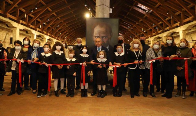 Öğretmenler Günü'nde "Geçmiş Zaman" sergisi