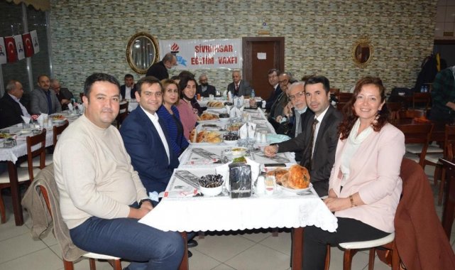 Öğretmenler için yemek organizasyonu düzenlendi