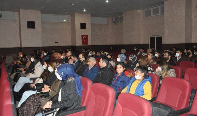 Öğretmenler mini konserle eğlendi