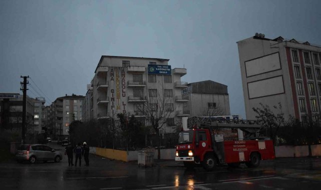 Özel okulun çatı izolasyonu uçtu