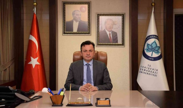 Rektör Şenocak'tan 25 Kasım mesajı