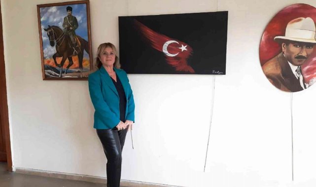 Ressam Yetgin: "Fırça ile geçmişle barışır, geleceği hayal ederiz"