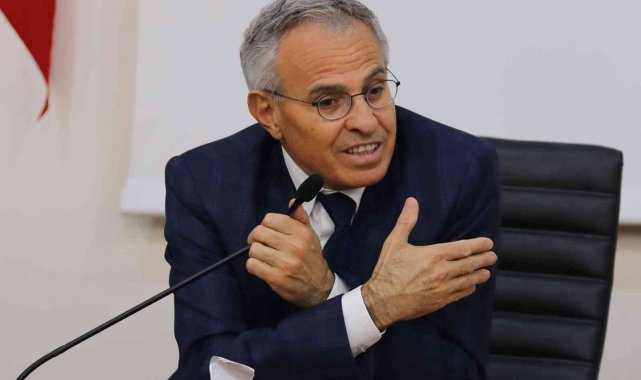 Şahin'den GAÜN'lü öğrencilere öğretmenler günü ziyareti