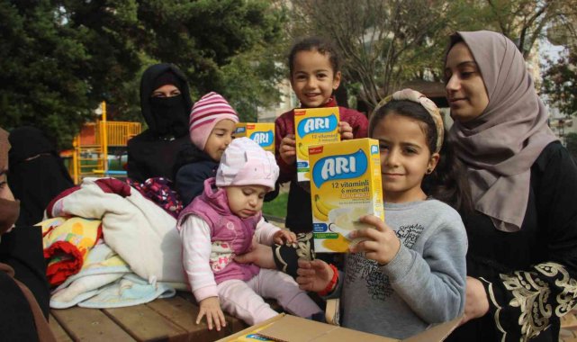 Şanlıurfa'da 60 aileye bebek maması dağıtıldı