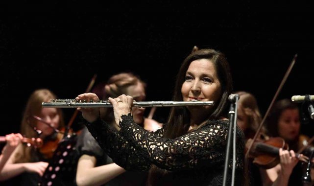 Şefika Kutluer, Beatles &amp; Elvis Go Baroque konseri ile sahne alacak