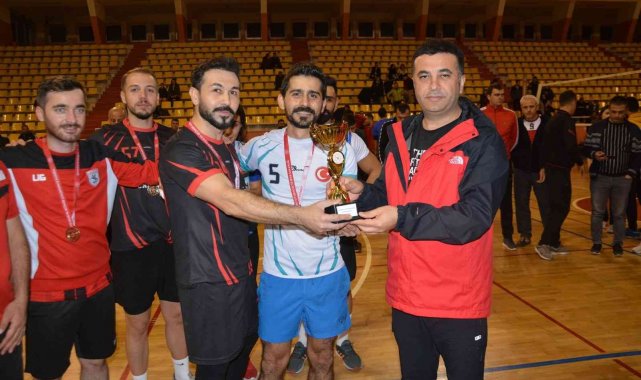 Şehit öğretmen Aybüke anısına düzenlenen turnuva sona erdi