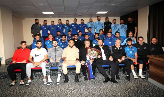 Şenol Güneş, Hekimoğlu Trabzon FK'yı ziyaret etti