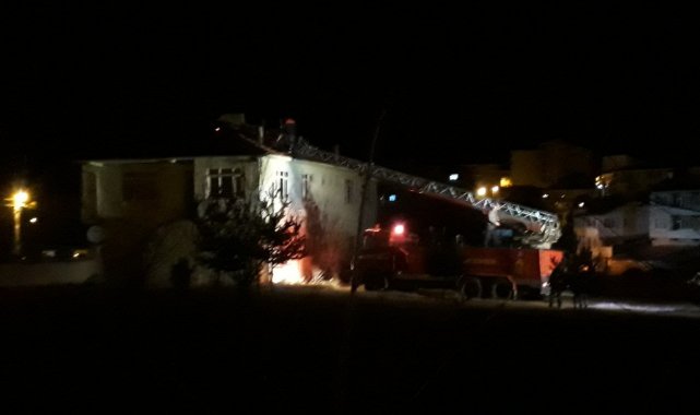 Şiddetli fırtına Kastamonu'da etkili oldu