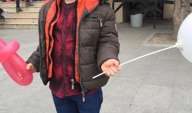 Silahını temizleyen babanın kazara vurduğu oğlu hayatını kaybetti