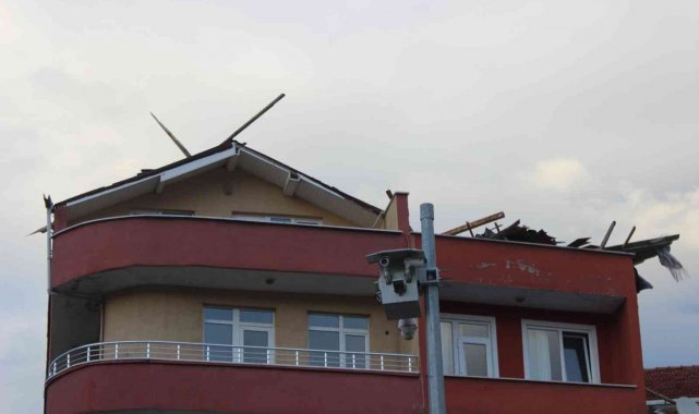 Sinop'ta fırtına kabusu: Öğrenciler ölümden döndü